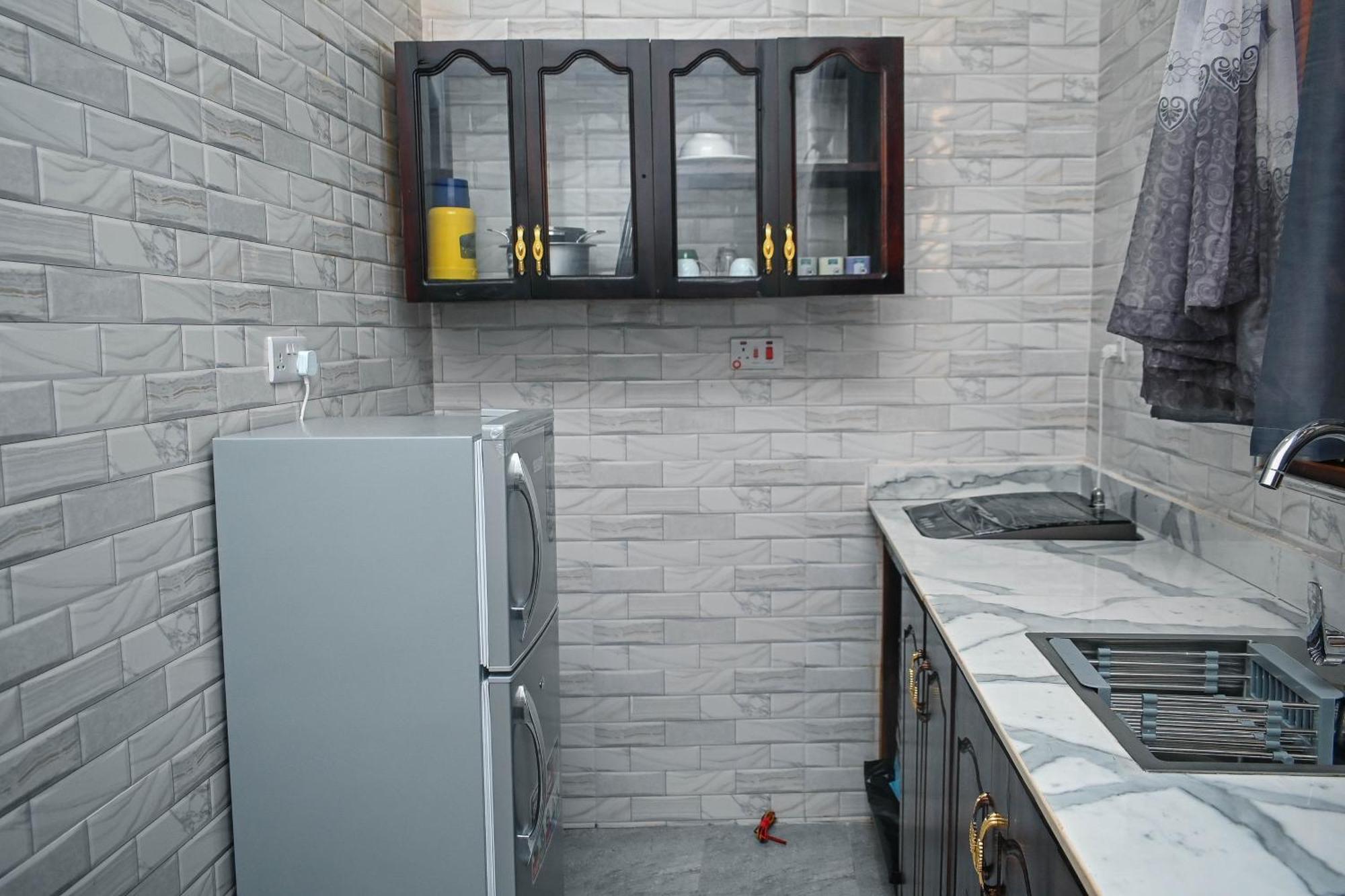 Tosh Appartement Chukwani